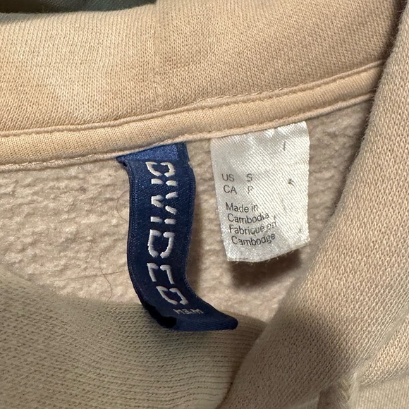 Small H&M Men’s Hoodie - Picture 3 of 3